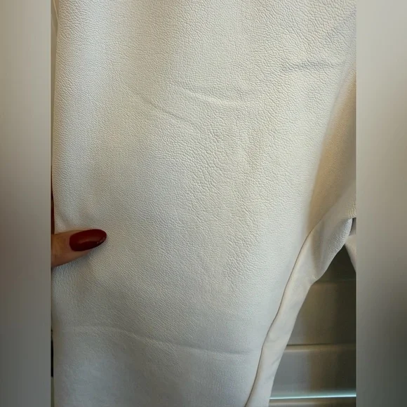 NWT Commando Faux Leather Leggings in White - Size XS - Picture 6 of 10